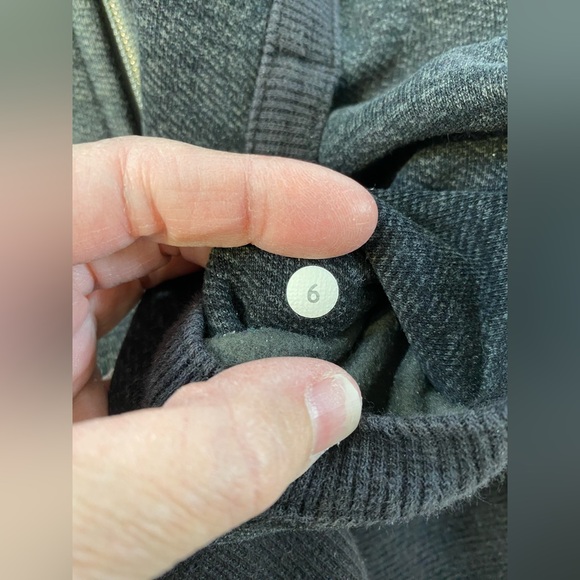 Lululemon Scuba full  zip hoodie  size 6 - Picture 15 of 15